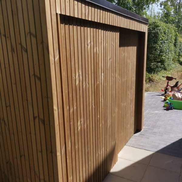 Skydelåger til redskabsskur